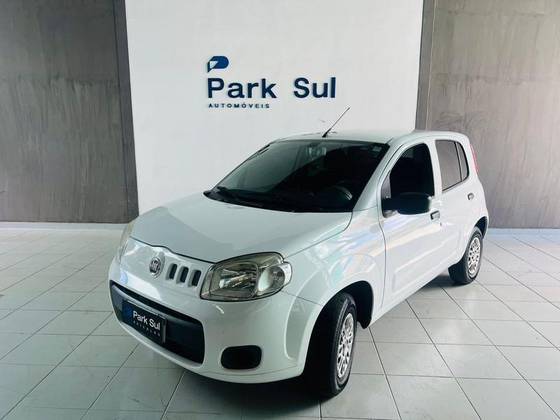 FIAT UNO 1.0 EVO VIVACE 8V FLEX 4P MANUAL